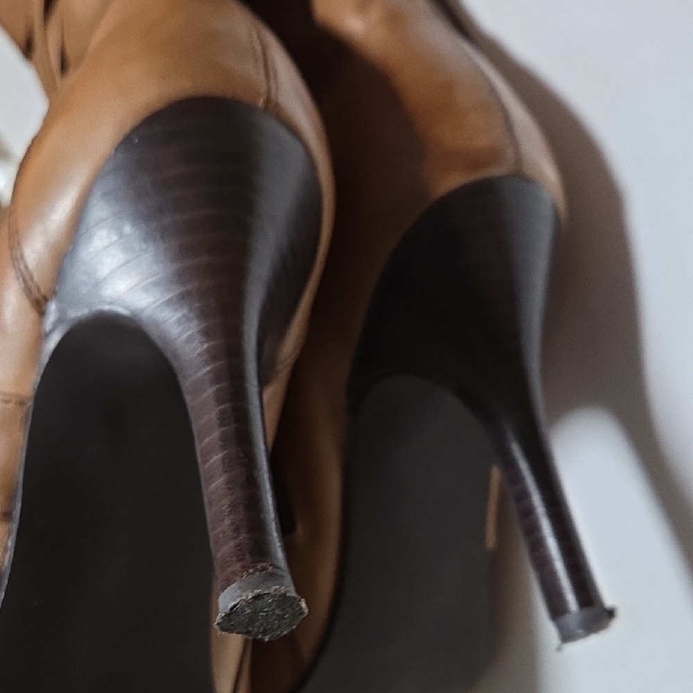 Steve Madden Brown Heeled Boots - Picture 9 of 10